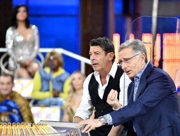 Avanti un Altro in replica con le puntate: siamo alle solite!