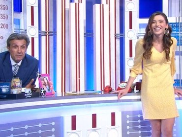 Il pranzo è servito, imprecazione al gioco telefonico: Francesco centra il menù completo