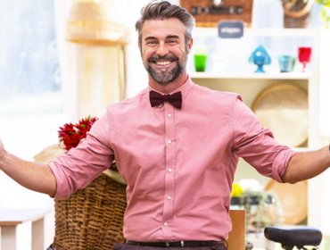 Bake Off - Dolci sotto un tetto, puntata 7 gennaio: arriva la compagna di Damiano Carrara