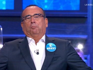 Ascolti TV 4 novembre: record ai Soliti Ignoti con Carlo Conti e il gesto inatteso