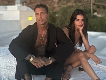 Fabrizio Corona papà per la seconda volta: Sara Barbieri è incinta