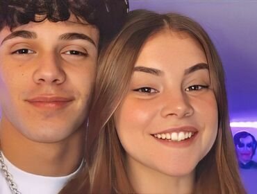 Christian Roberto, il volto di Francesco ne Il paradiso delle signore: 'Io e Elvira siamo molto uniti'