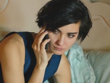 Brave and Beautiful, anticipazioni 14 aprile: una misteriosa telefonata 