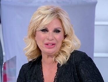 UeD anticipazioni: Tina Cipollari litiga con dama, tronista assente