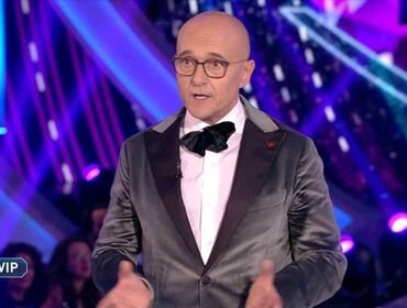 Alfonso Signorini decisione inattesa sul GF Vip: «Cast segreto» 