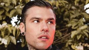 «Fedez a Parigi bacia un'altra»: nuovo gossip bomba sui Ferragnez