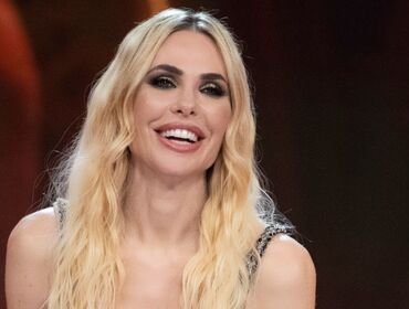Isola dei Famosi 2023, coppia gay e concorrenti del GF Vip nel cast? I nomi