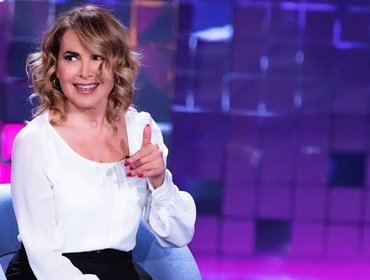 Barbara d'Urso lascia l'Italia: Pechino Express dopo addio a Pomeriggio 5?