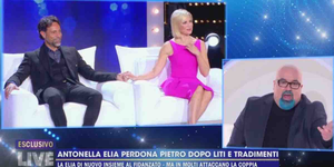 Live non è la d’Urso: Antonella Elia spiazza tutti