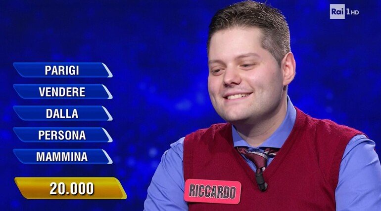 L'Eredità, il nuovo campione Riccardo la paga Cara buttandosi su Asta