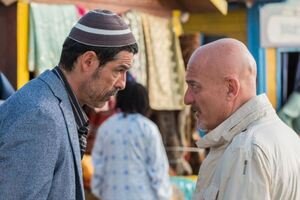 Stasera in tv, oggi 8 agosto 2021: Non c’è più religione e Grand Hotel