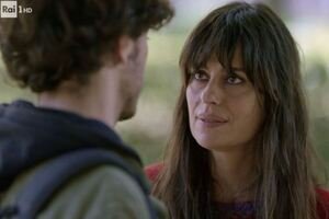 Stasera in tv, 16 dicembre 2021: Un professore e Caduta Libera