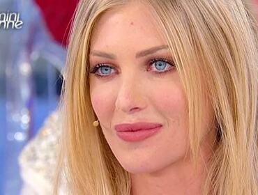 Uomini e Donne, anticipazioni 11 e 12 aprile: Nicole infrange regolamento