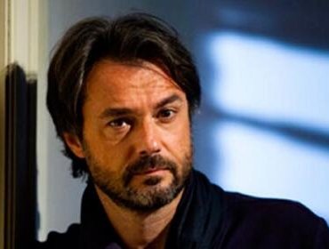 Un posto al sole, anticipazioni 3 novembre: Michele vuole riconquistare Silvia