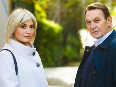 Un posto al sole, spoiler: Lara si riavvicina a Roberto?