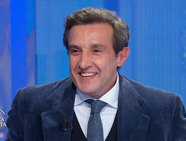Flavio Insinna lascia Rai per La7? Il nuovo programma contro L'Eredità