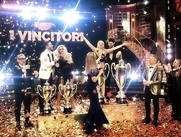 Ballando con le stelle 2021: contestata la vittoria di Arisa, il ritiro di Sara Di Vaira