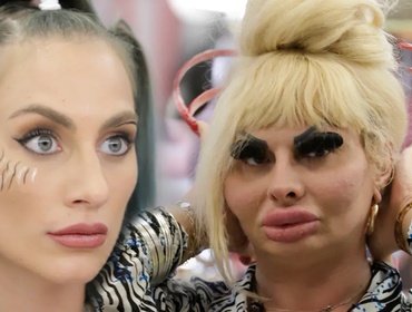 Elenoire Ferruzzi sputa al passaggio di Nikita: provvedimento dal GF Vip? VIDEO
