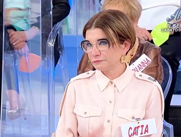 Uomini e Donne, Catia attacca Biagio Di Maro: 'Mi ha portato in una pizzeria da asporto'