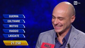 Ascolti TV 1 ottobre, L’Eredità risale ma il campione Paolo non accende la Speranza