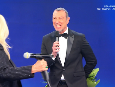 Amadeus a Domenica In: «Ecco a che ora finisce Sanremo 2024»