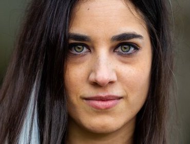 Un posto al sole, anticipazioni 15 novembre 2022: Micaela la spunterà con Alberto?