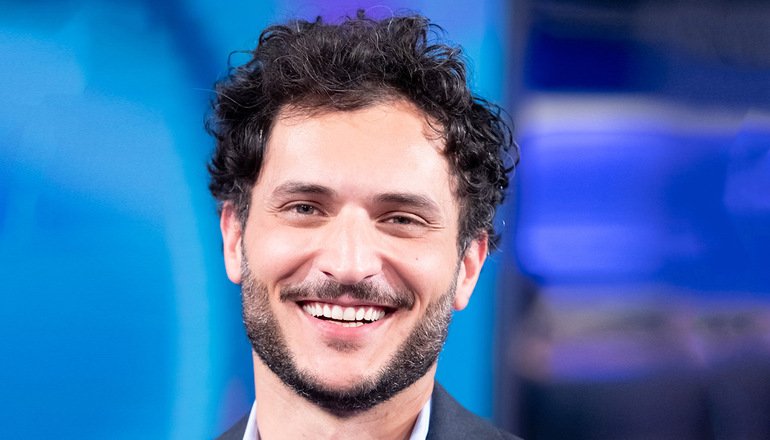 Alessandro Tersigni de Il Paradiso delle Signore: ‘Vorrei rinascere Maria De Filippi'