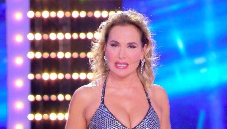 Ascolti Tv domenica 28 marzo 2021: chiude male il serale con Barbara d'Urso