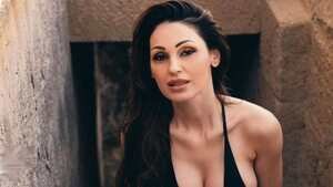 Scene da un matrimonio, Anna Tatangelo: ’Sbagliati i paragoni con Barbara d’Urso’