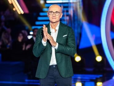 GF Vip stasera scaletta: dalle rivelazioni Van alla coppia Antonino-Ginevra 