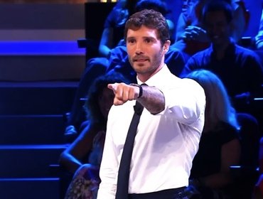 Ascolti Affari Tuoi Stefano De Martino, è boom alla prima: superato Amadeus