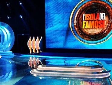 Isola dei Famosi, call center pilotati? Ex concorrente svela un'altra verità