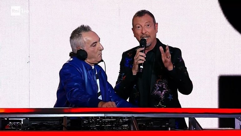 Arena Suzuki chiude stasera senza successo: scaletta e ospiti di Amadeus