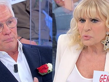 Uomini e Donne, Tina Cipollari a Gianni Sperti: 'metti il cotone nei pantaloni'