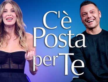 Tiziano Ferro a C'è Posta Per Te: ospiti anche Marcuzzi e prof. Amici 22 (ESCLUSIVA)