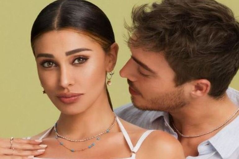 Belen Rodriguez ha partorito: «Profumo di felicità»