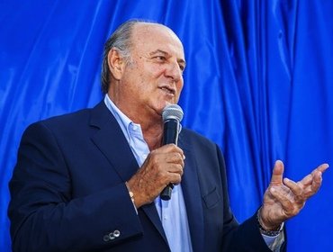 Gerry Scotti fiume: «Repliche? Un male. Festival di Sanremo? Declinato»