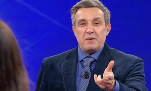 Ascolti TV 2 marzo, Flavio Insinna imbattibile con L'Eredità: 'Fa molto più paura'