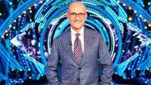 Alfonso Signorini dà indizio sul nuovo concorrente del GF Vip 7: ecco chi è (FOTO)