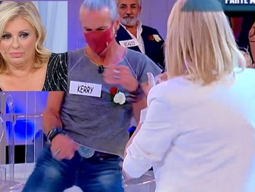 Uomini e Donne, Gemma Galgani abbagliata da Kerry ma lui la silura subito