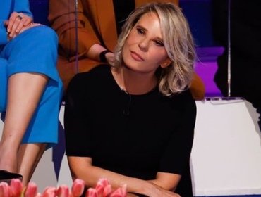 Maria De Filippi aiuta conduttore Rai: proposta di nozze a C'è Posta Per Te