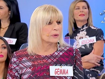 UeD, Gianni contro Tina Cipollari per la sorpresa di compleanno per Gemma Galgani