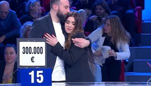 Affari Tuoi, coppia accetta 40000 euro ma aveva il super premio nel pacco