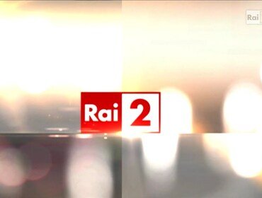 Rai2, nuovo show in prima serata con una «Iena»? Palinsesto stravolto