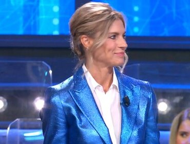 Ascolti TV 18 ottobre, boom per Soliti Ignoti con l'amaro finale di Martina Colombari