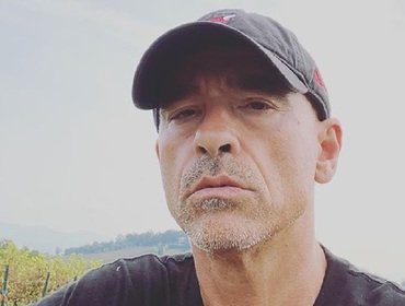 Eros Ramazzotti beccato con ex tronista Uomini e Donne: «Si sono baciati»