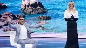 Enrico Papi vuole condurre Isola, Ilary Blasi lo blocca: tensioni in diretta