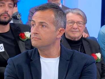 Uomini e Donne segnalazione su Riccardo Guarnieri: era con una donna (FOTO)