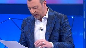 Affari Tuoi, Flavio e Giulia accettano l’assegno: Amadeus lancia messaggio