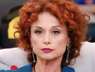 Beatrice Luzzi monologo a suo padre al GF: pubblico in lacrime (Video)